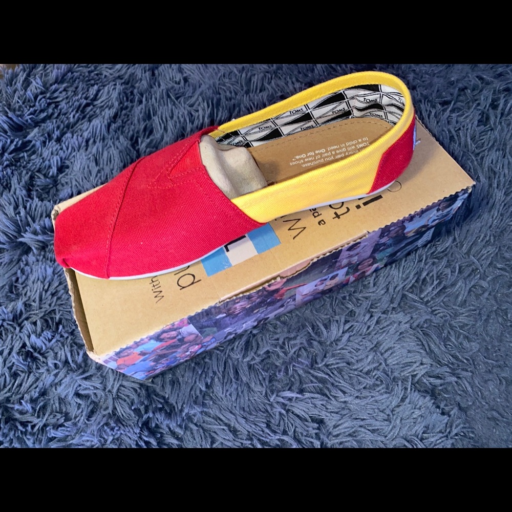 💕University of Southern California ( USC) Toms!💕